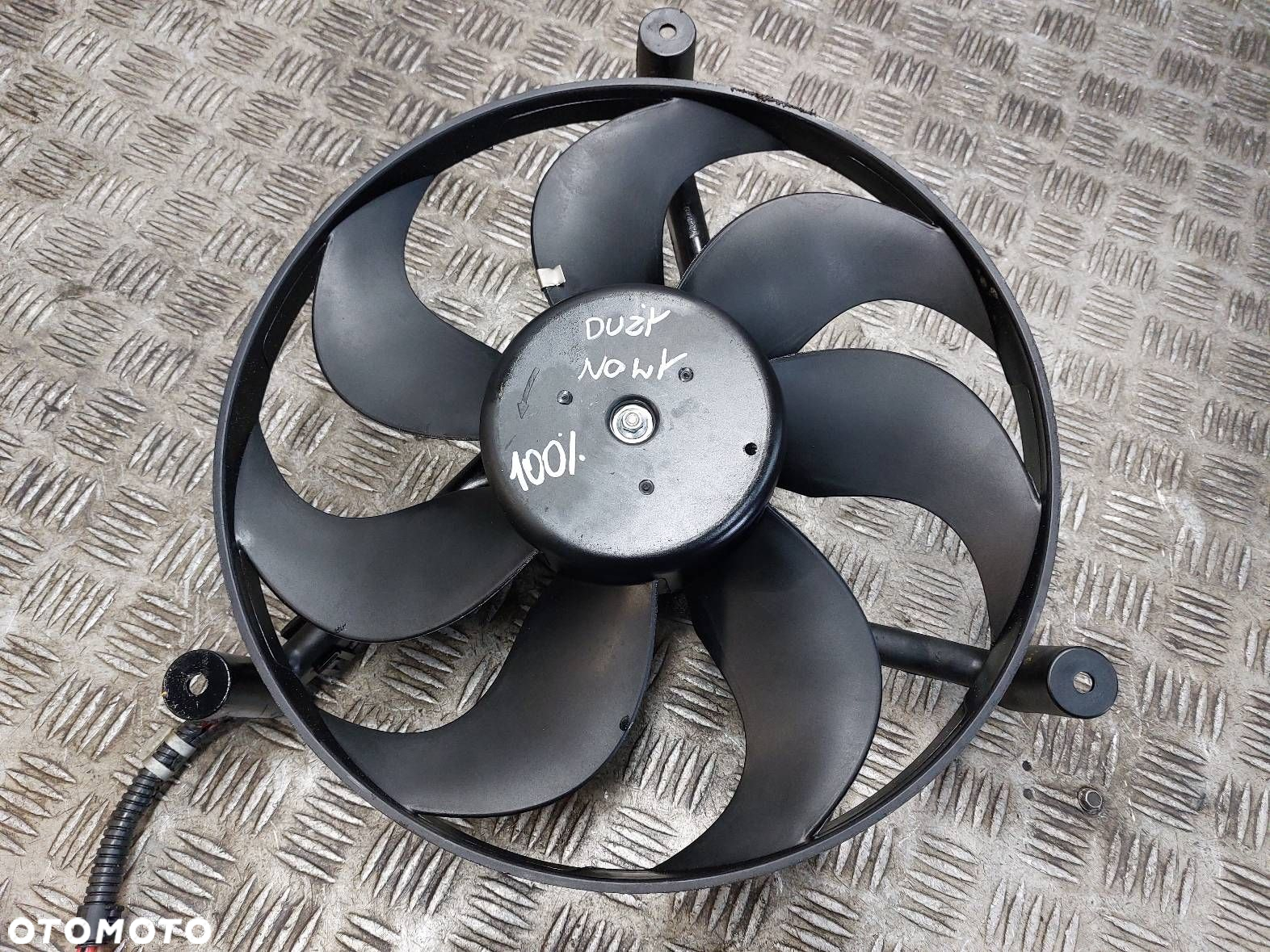 WENTYLATOR CHŁODNICY WODY OCTAVIA I FL 1.6 8V - 2