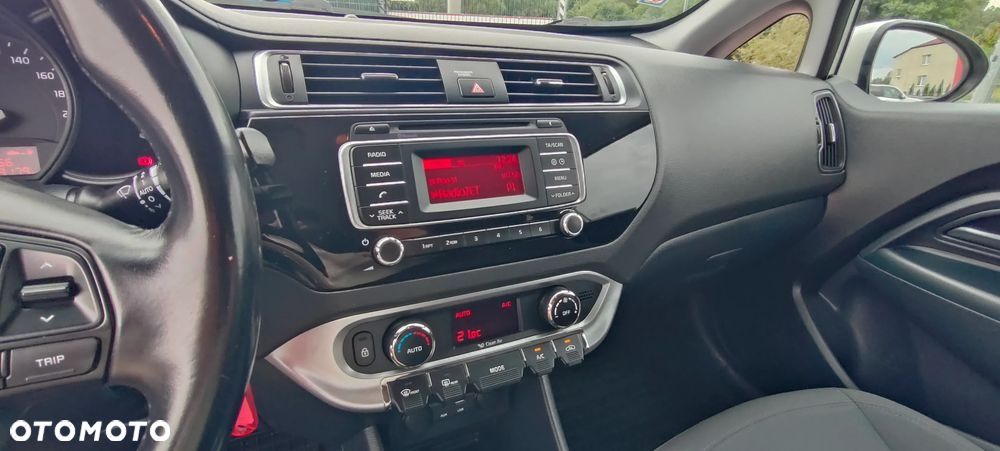 Kia Rio 1.2 L - 19
