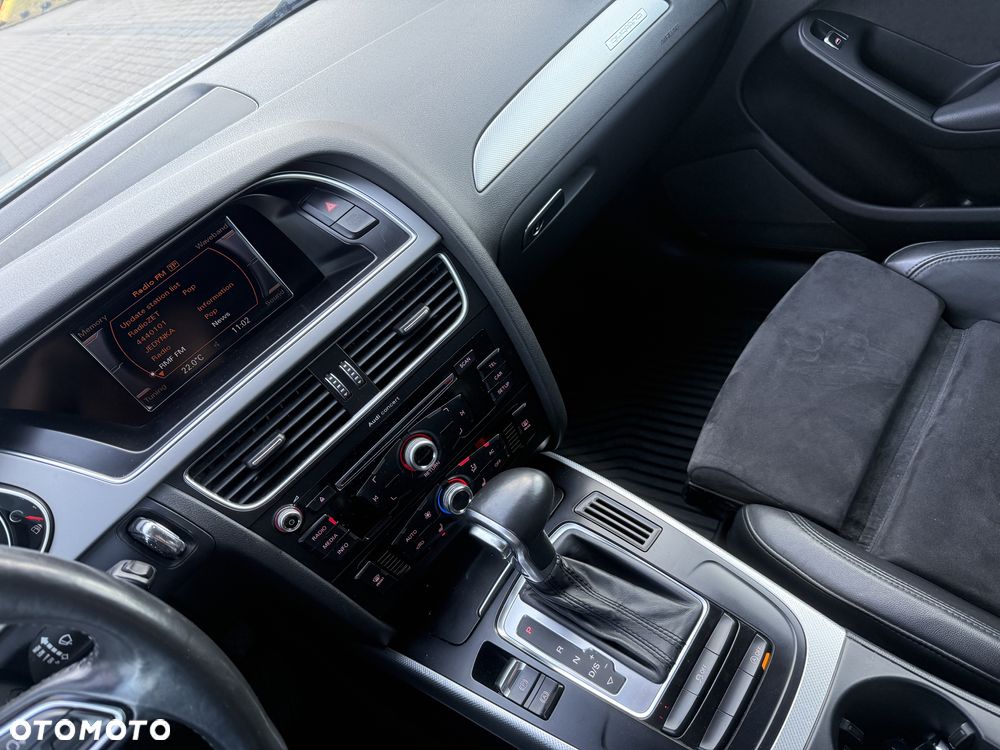 Audi A4 Allroad 2.0 TDI DPF S tronic - 10