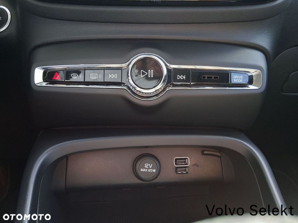 Volvo XC 40 - 20