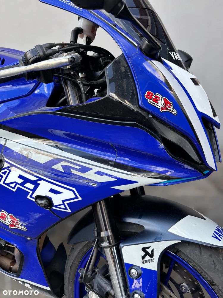 Yamaha YZF - 12
