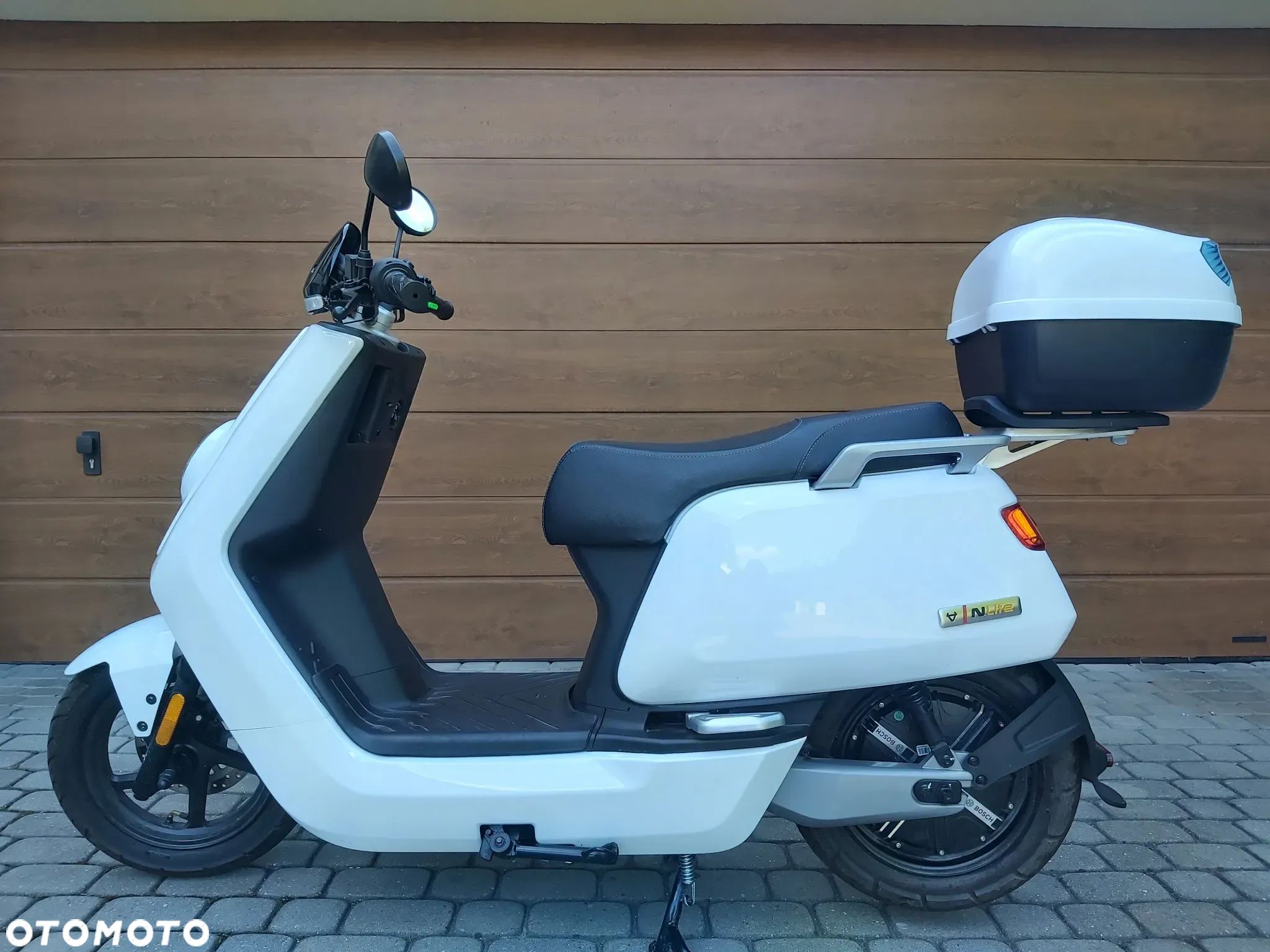 Niu N - 1