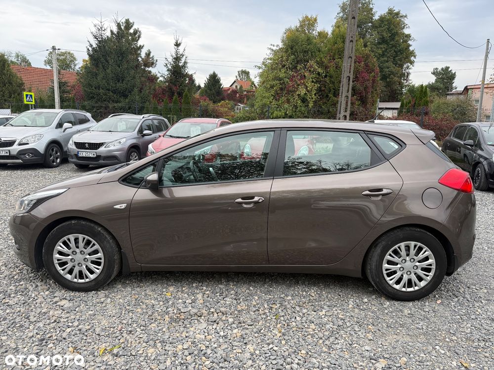 Kia Ceed 1.4 M - 11