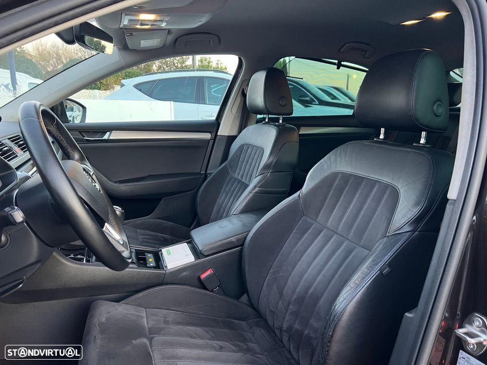 Skoda Superb 2.0 TDI Sportline - 4