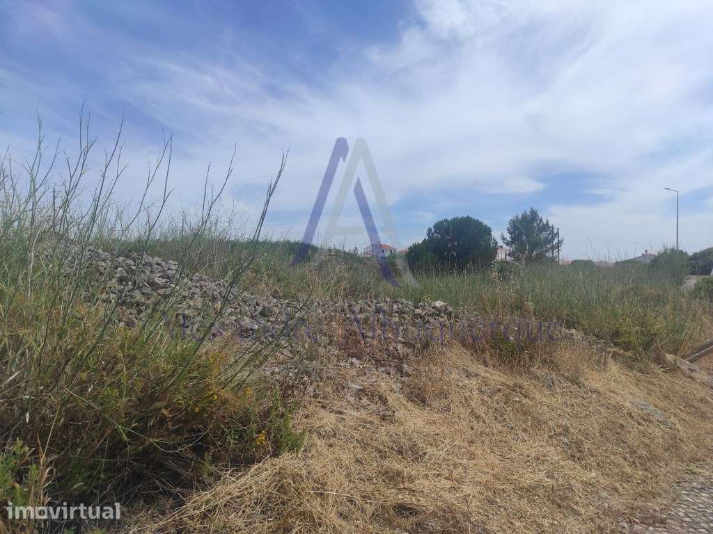 Lote de Terreno à Venda com Vista Deslumbrante para Lisboa , no con... - Grande imagem: 2/4