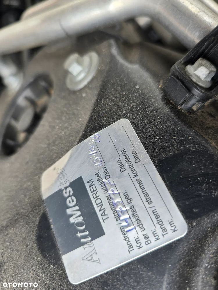 Volvo V60 D4 Geartronic Momentum Pro - 27