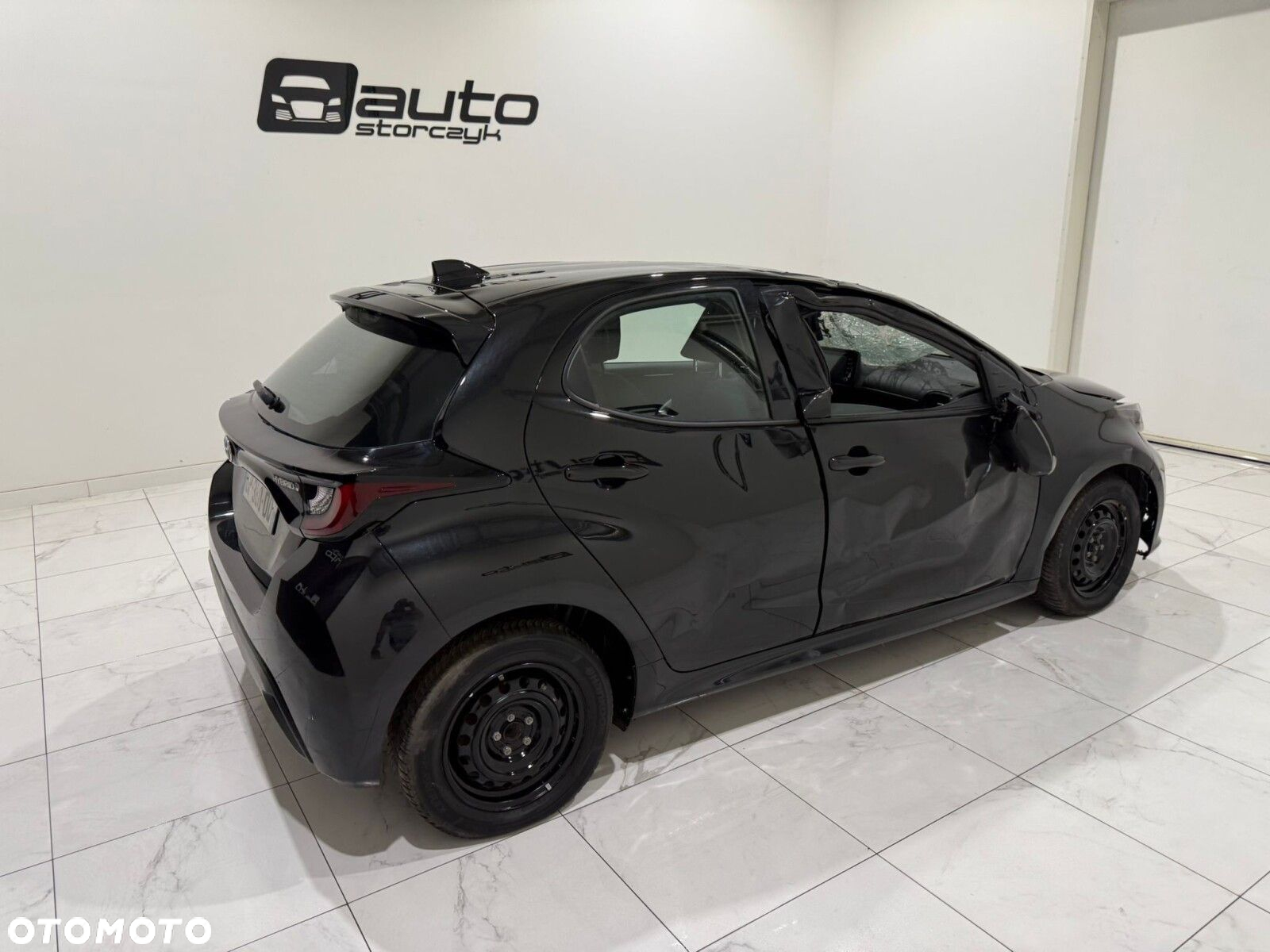Toyota Yaris - 22