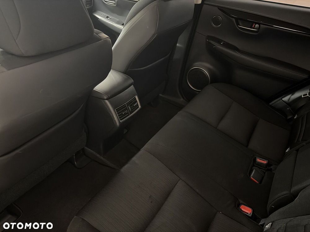 Lexus NX 300h Business Edition AWD - 12