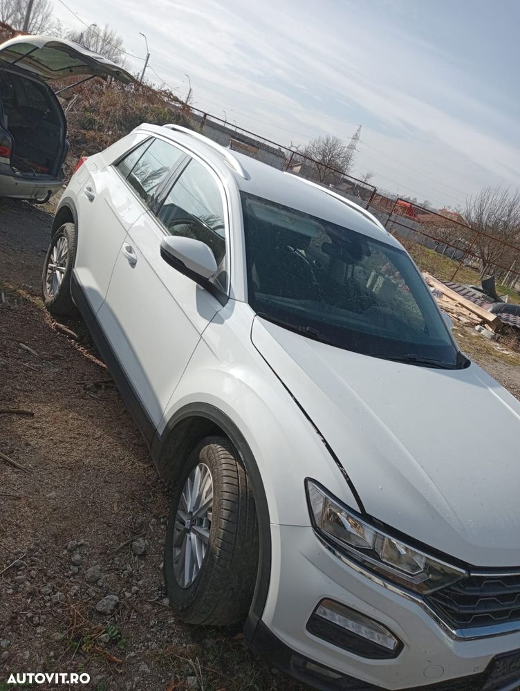 Dezmembrez Volkswagen t roc - 1