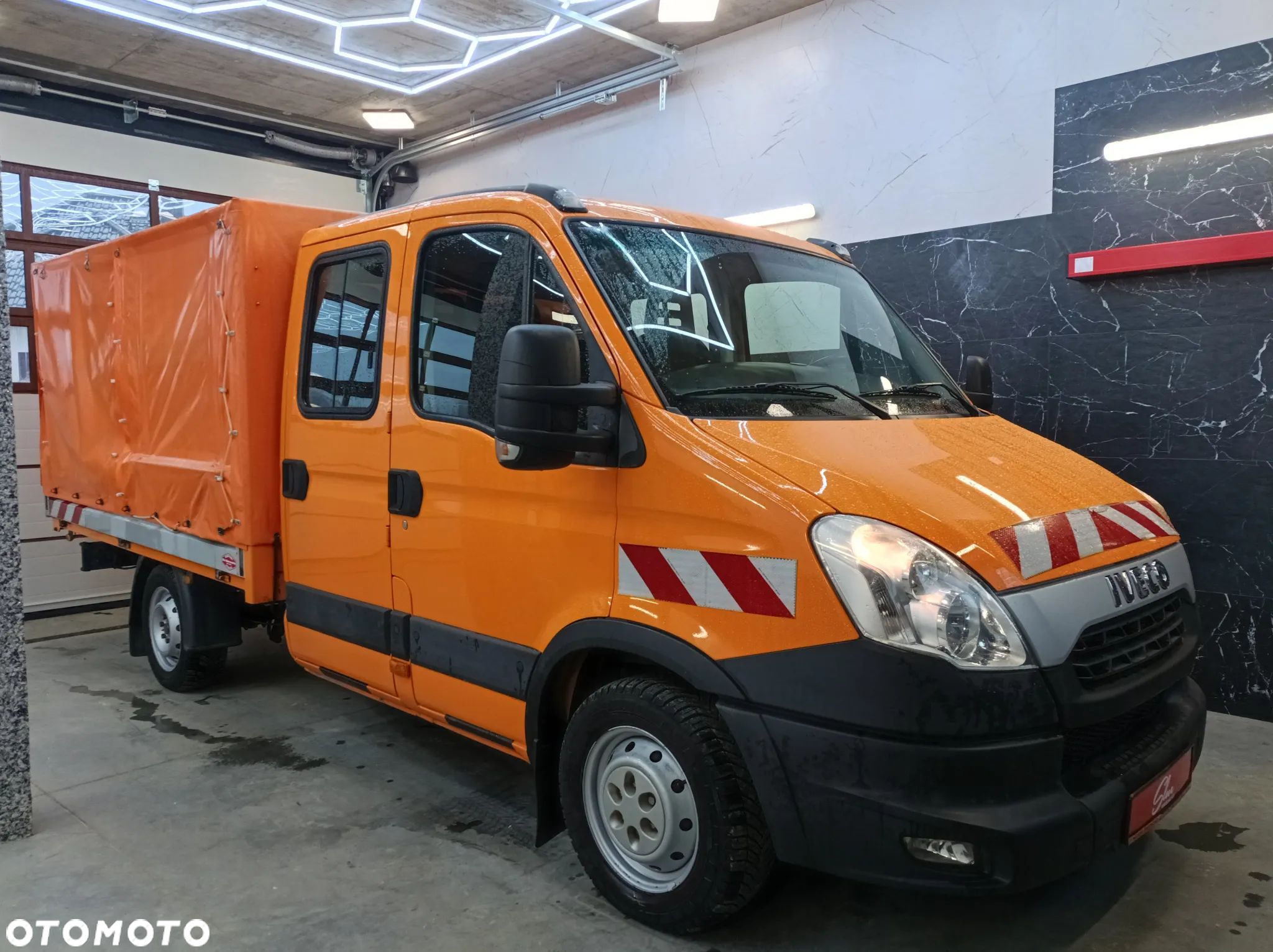 Iveco Daily 29L13 Doka Dubel Kabina Brygadówka Hak Plandeka Automatyczna Skrzynia Webasto 7 Miejsc Obsługa Dróg Autostrad - 1