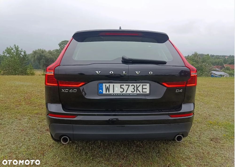 Volvo XC 60 D4 Momentum Pro - 9