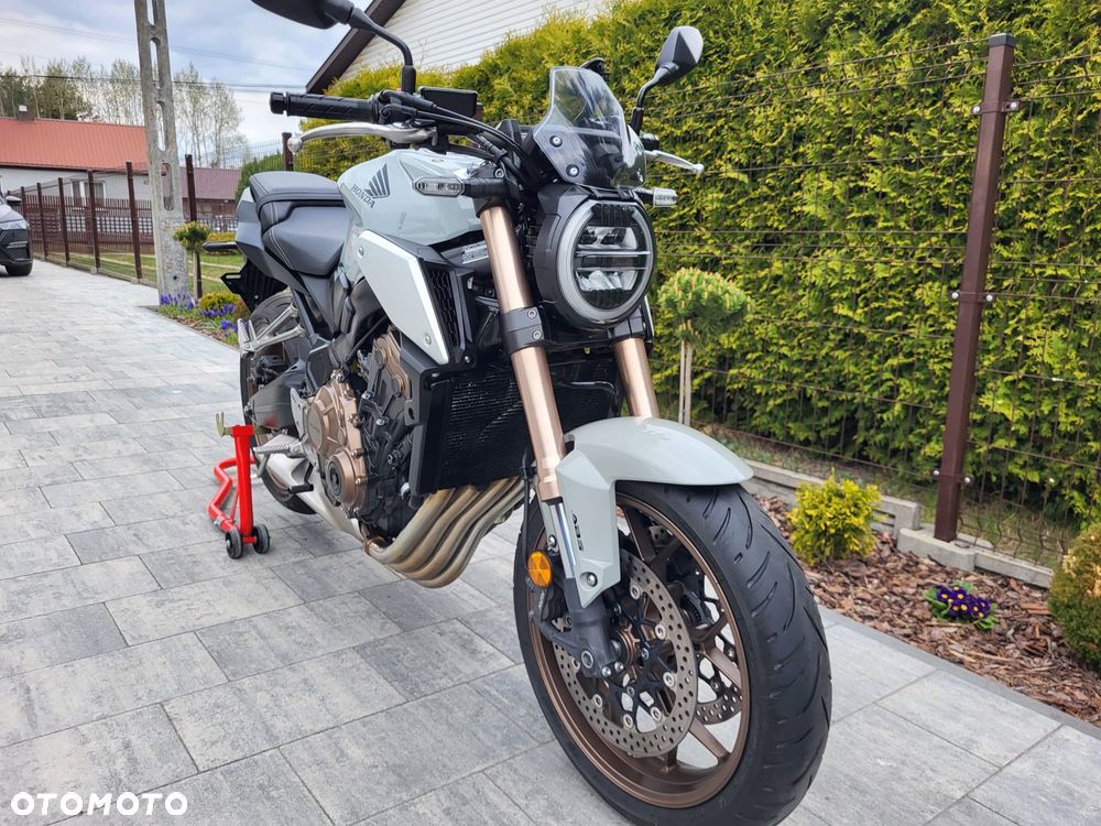 Honda CB - 13