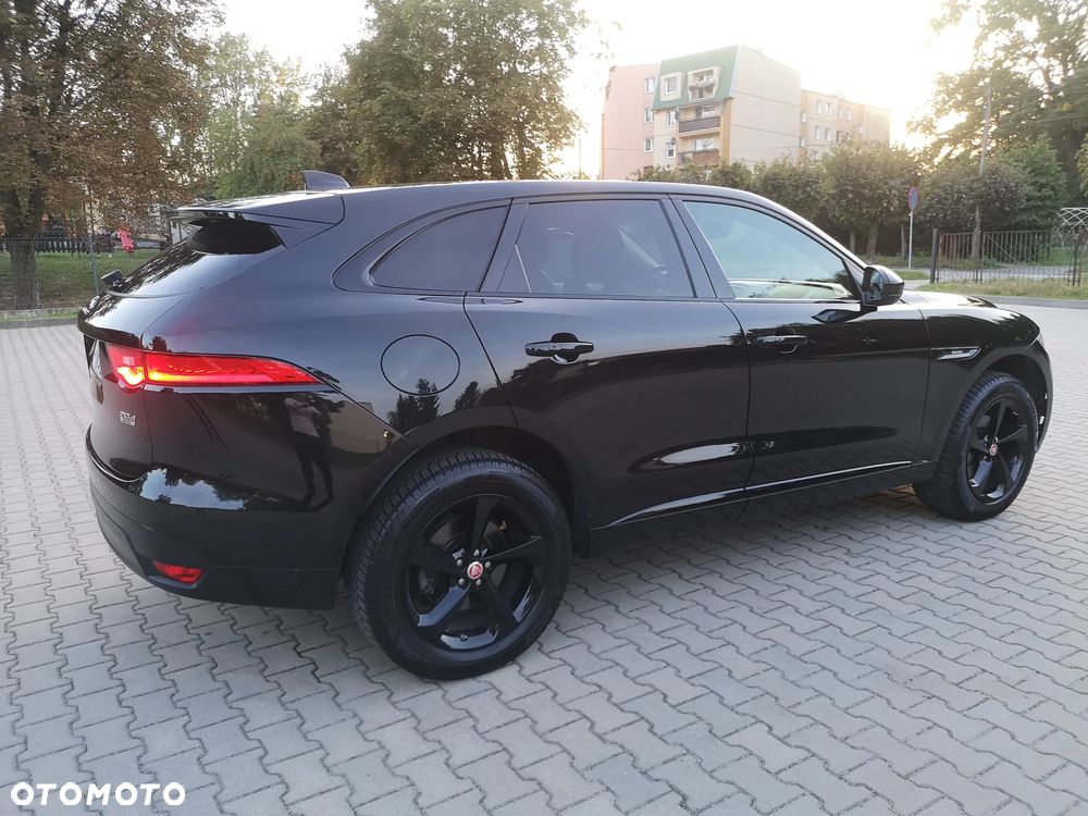 Jaguar F-Pace 20d AWD R-Sport - 20