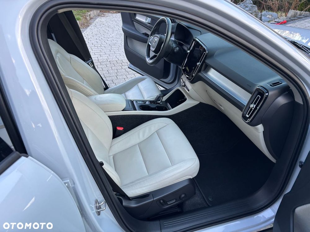 Volvo XC 40 - 17