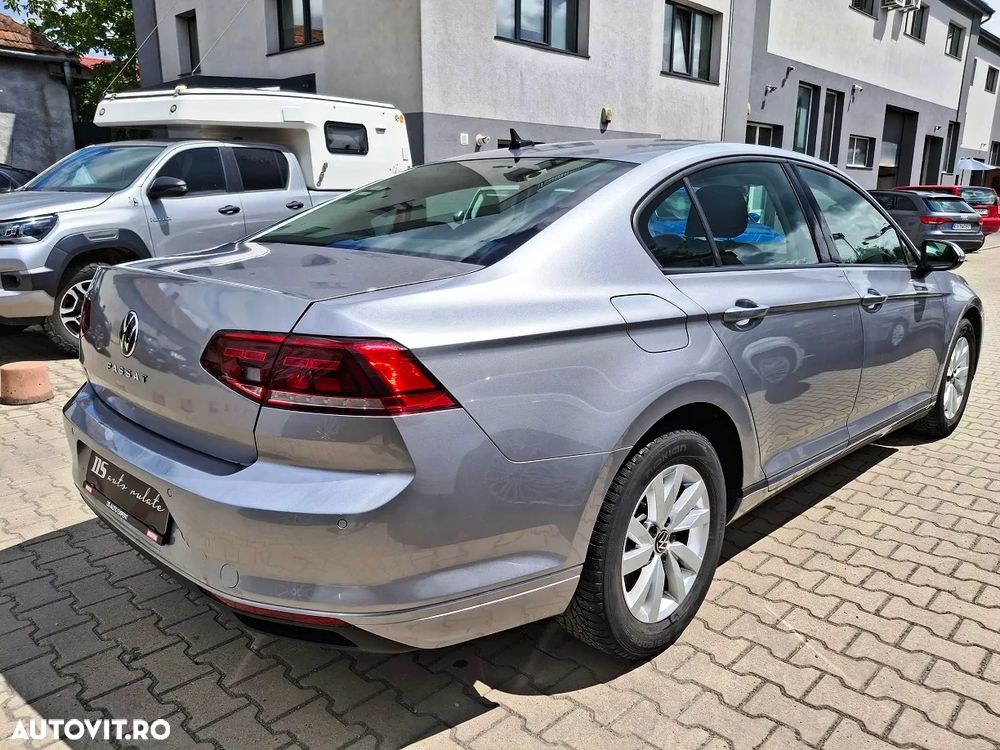 Volkswagen Passat 2.0 TDI DSG Advance - 5