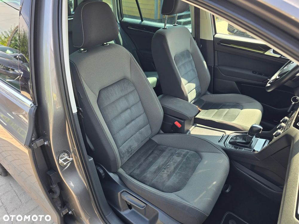 Volkswagen Golf Sportsvan - 15