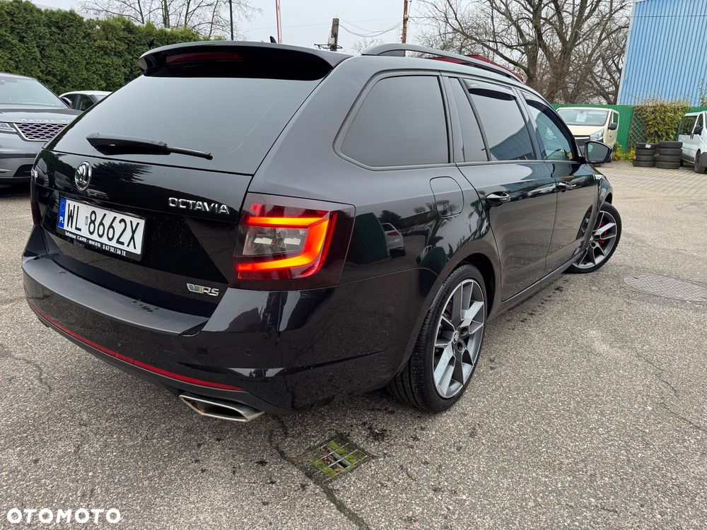 Skoda Octavia Combi 2.0 TSI DSG RS First Edition - 3