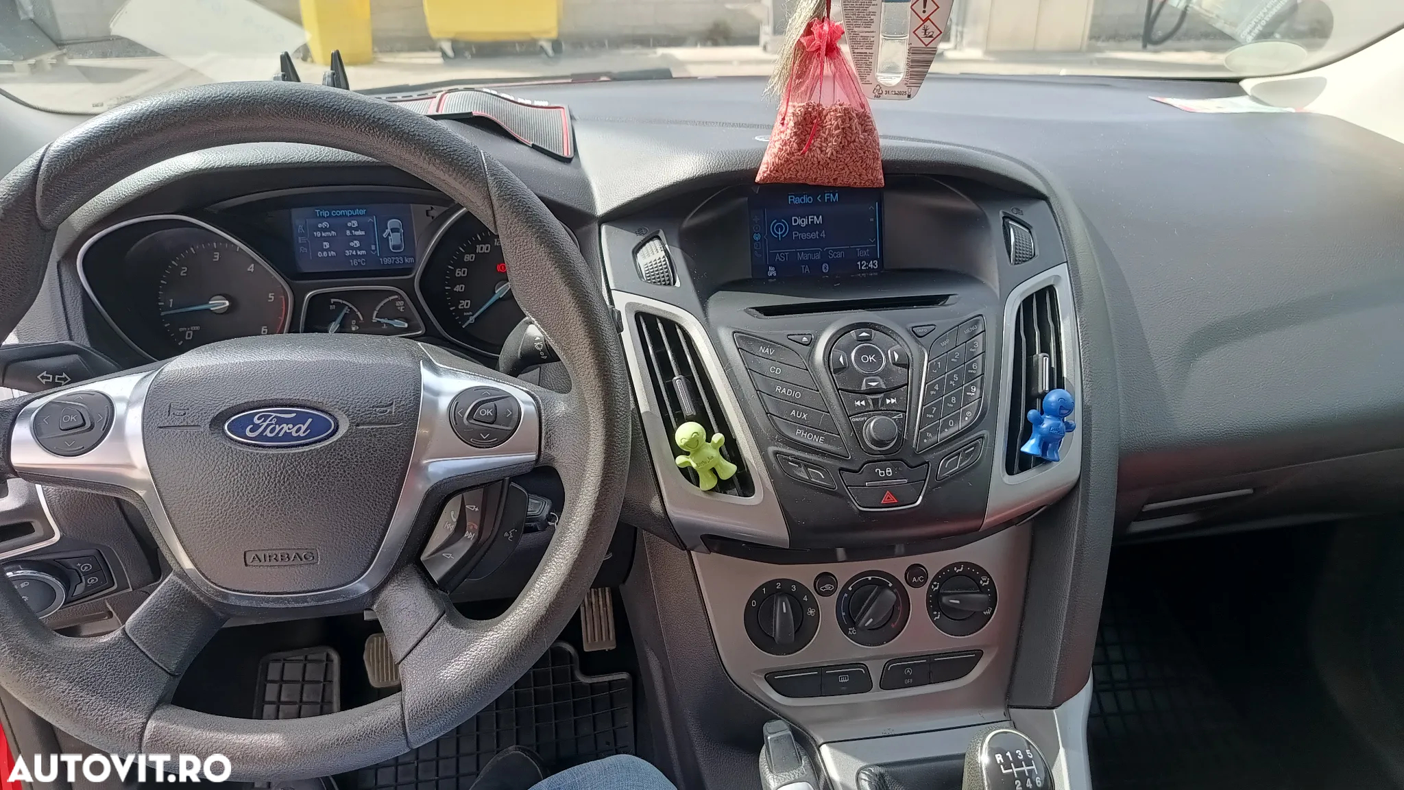 Ford Focus 1.6 TDCI DPF Trend - 9