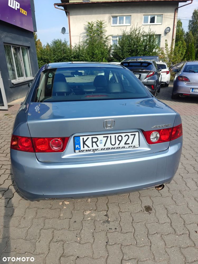 Honda Accord 2.0 i Sport - 8