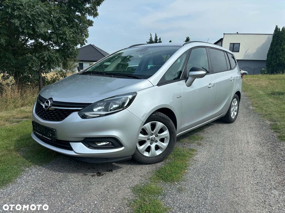 Opel Zafira Tourer 1.4 Turbo Business Edition - 2