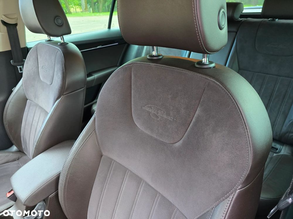 Skoda Octavia 2.0 TDI 4x4 DSG L&K - 25