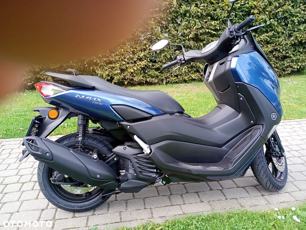 Yamaha NMAX - 7