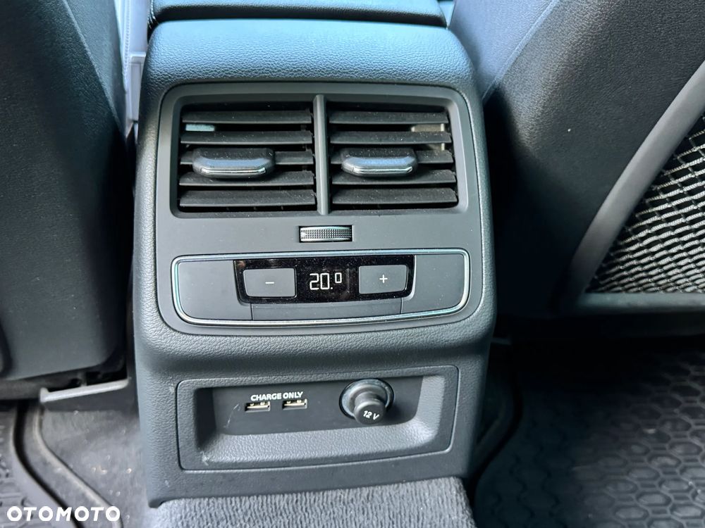 Audi A4 Limousine 45 TFSI quattro S tronic S line - 8