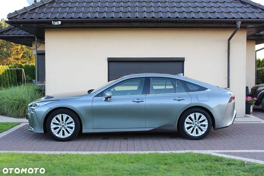 Toyota Mirai Prestige - 4