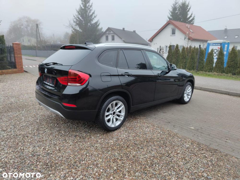 BMW X1 sDrive18d xLine - 17