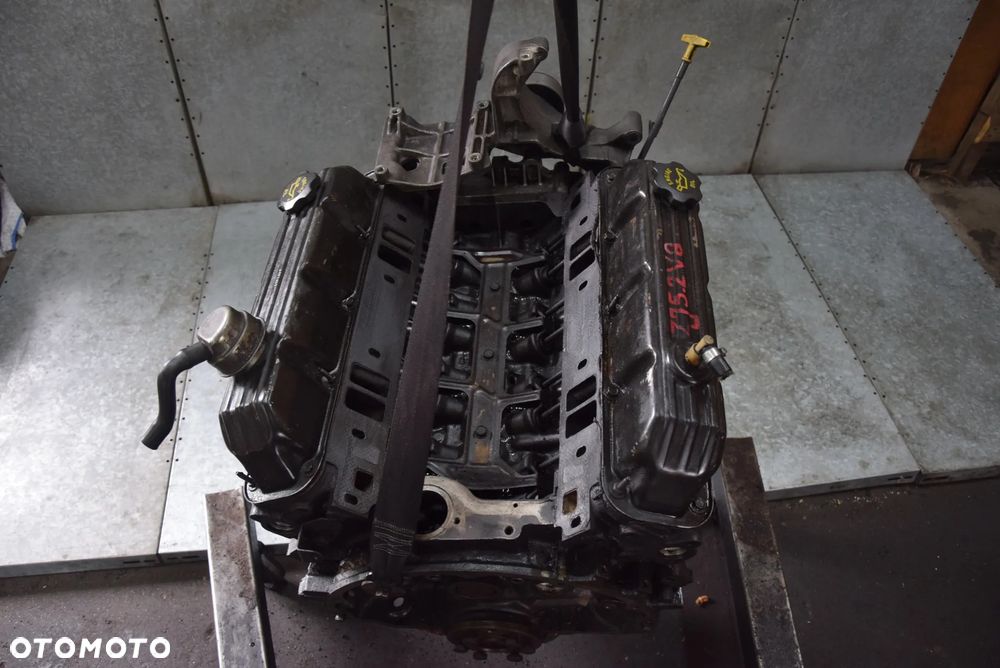 JEEP CHEROKEE ZJ 5.2 V8 SILNIK