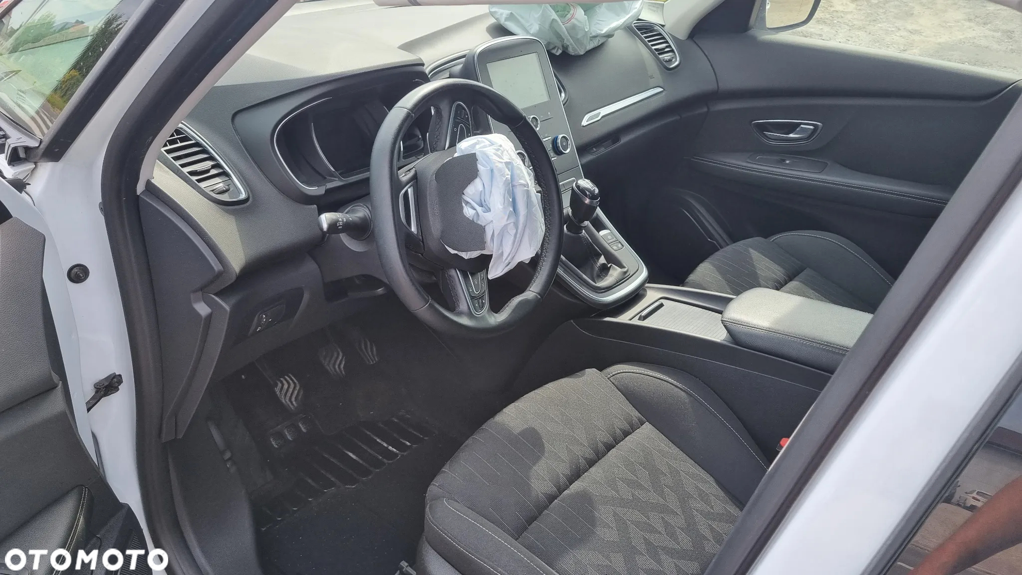 Renault Grand Scenic Gr 1.7 Blue dCi Zen - 19
