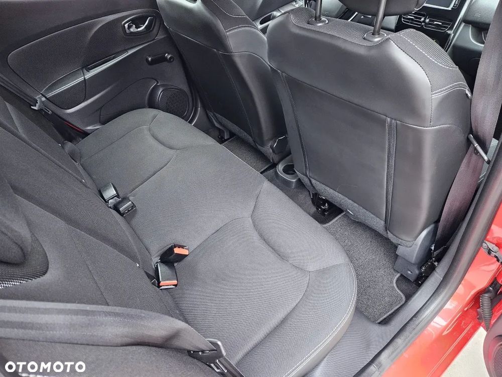 Renault Clio TCe 90 Dynamique - 19