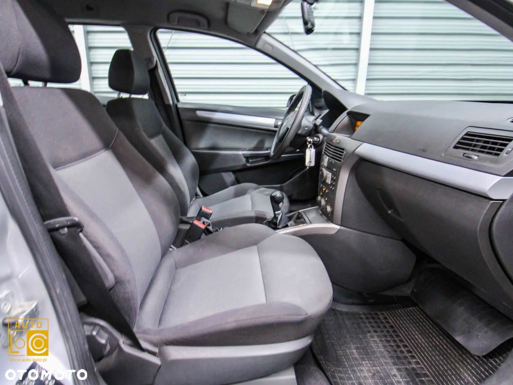 Opel Astra 1.9 CDTI DPF Edition - 9