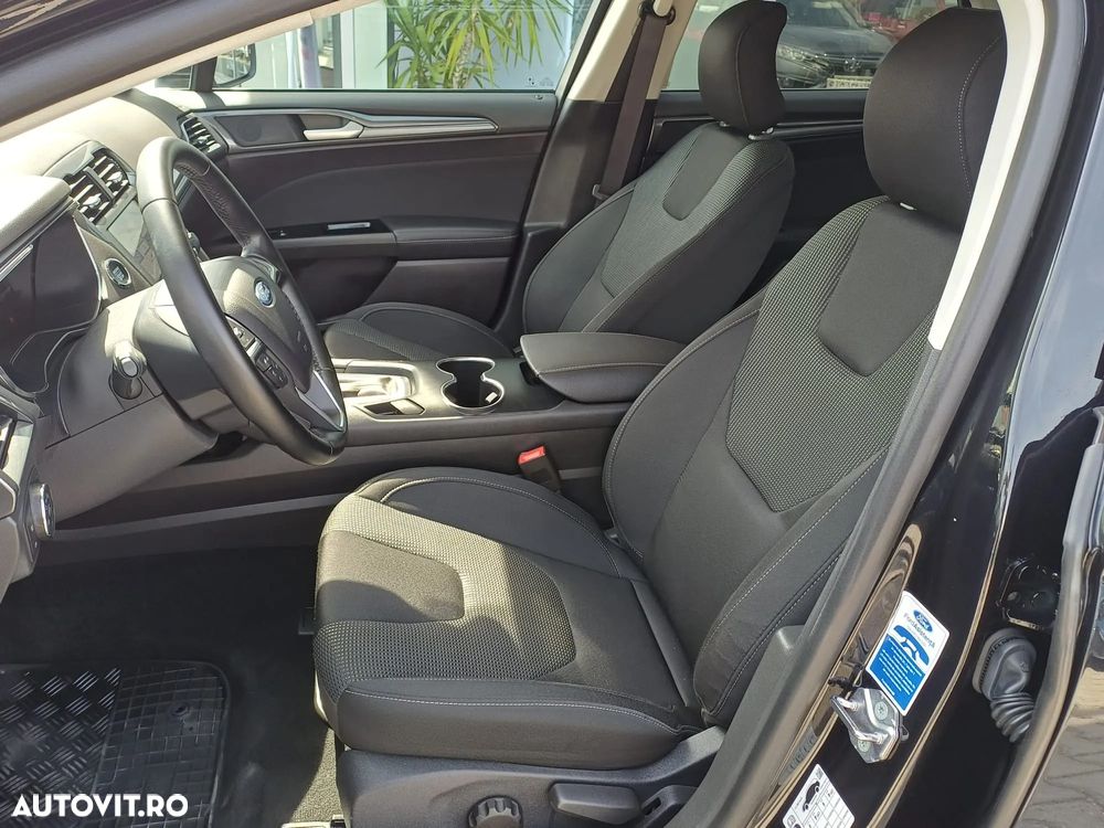 Ford Mondeo 2.0 HEV Titanium - 9
