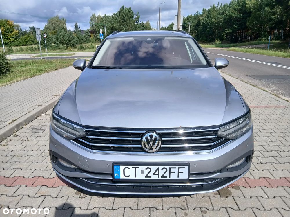 Volkswagen Passat 2.0 TDI SCR DSG Elegance - 2