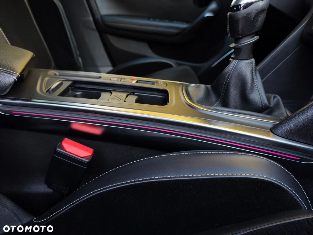 Renault Megane ENERGY dCi 110 Start & Stop Bose Edition - 37
