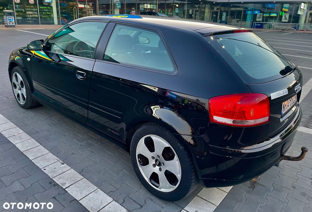 Audi A3 3-drzwiowe 1.6 Ambiente - 10