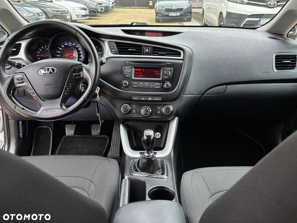 Kia Ceed 1.4 CRDi M - 28