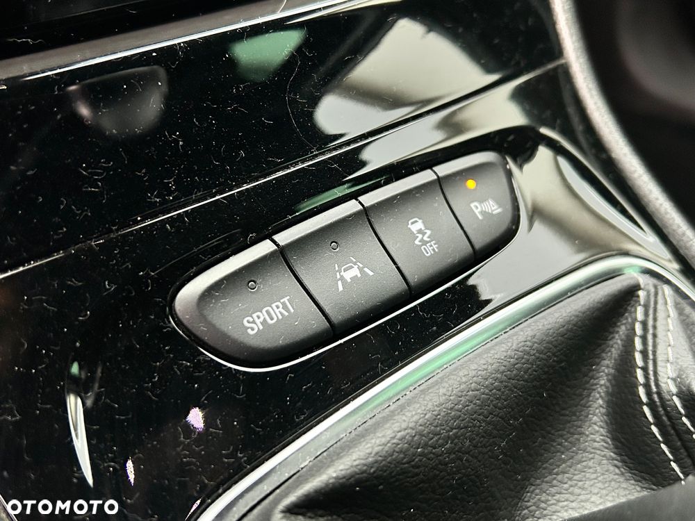 Opel Astra 1.4 Turbo Dynamic - 23