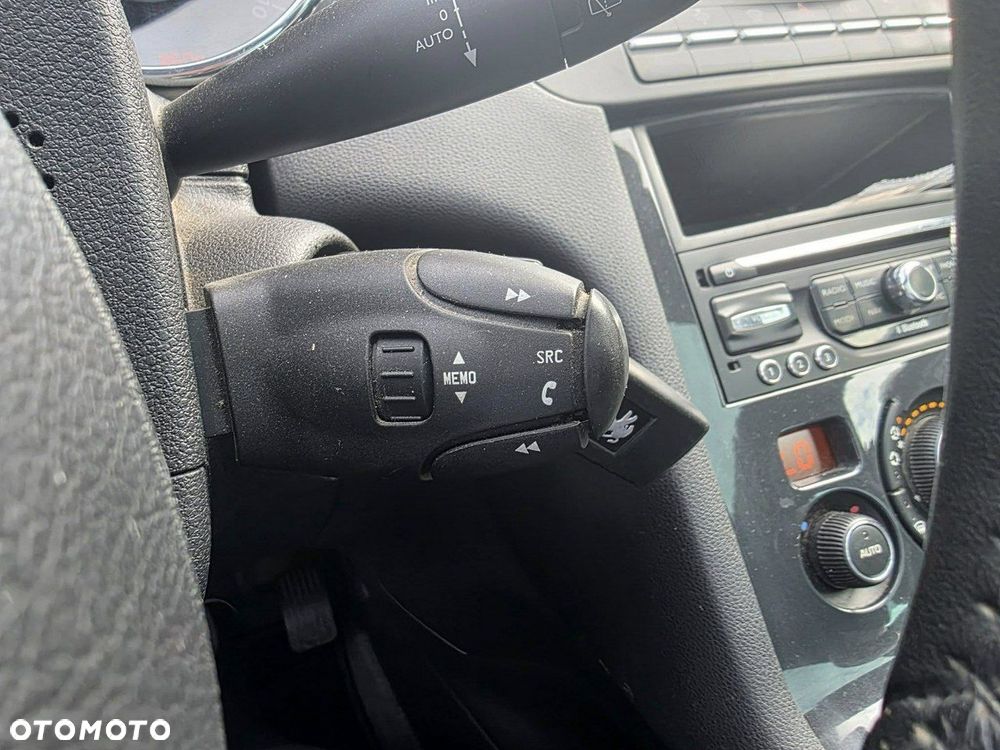 Peugeot 5008 HDI FAP 115 Family - 13