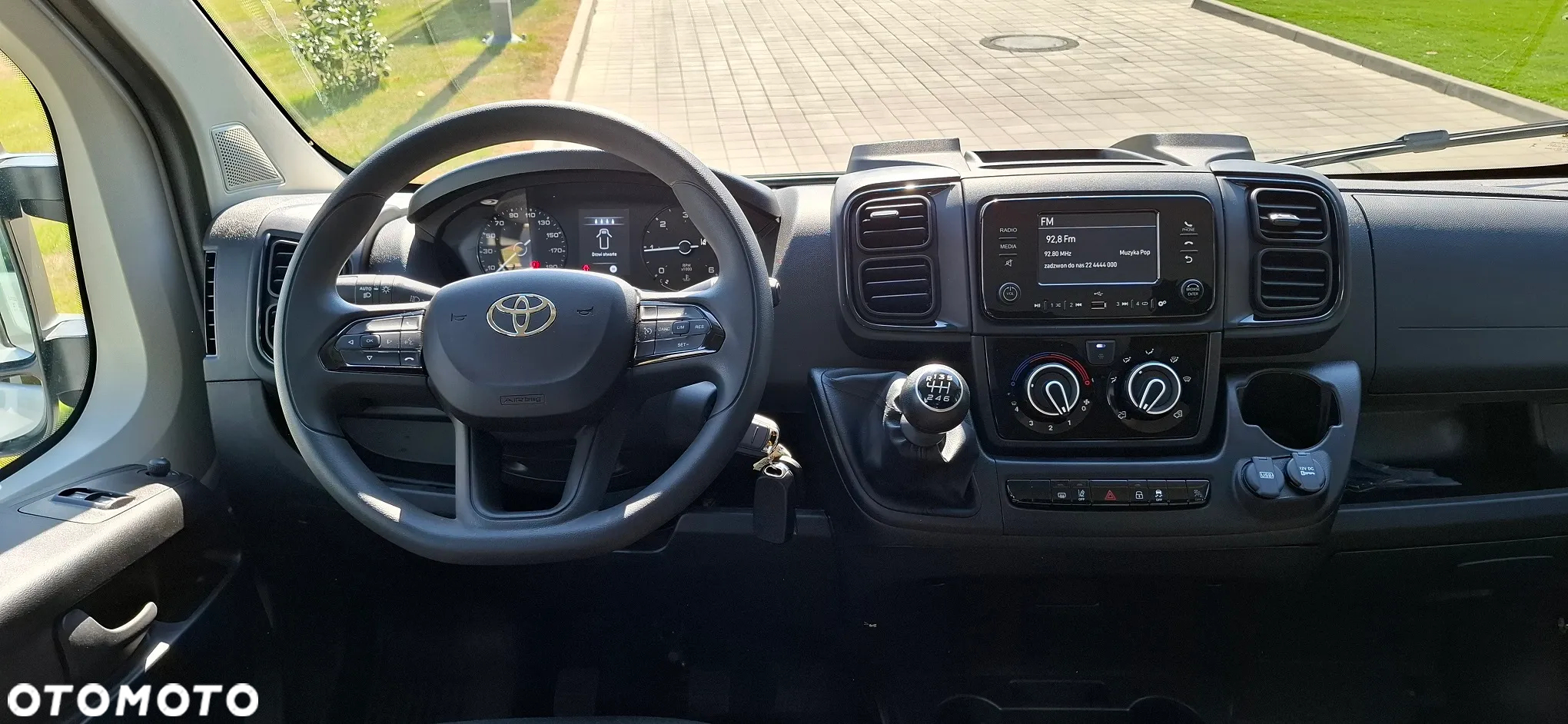 Toyota Proace MAX - 10