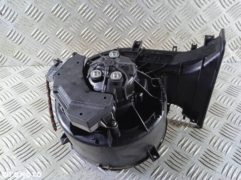 WENTYLATOR DMUCHAWA NAWIEWU FIAT CROMA - 1