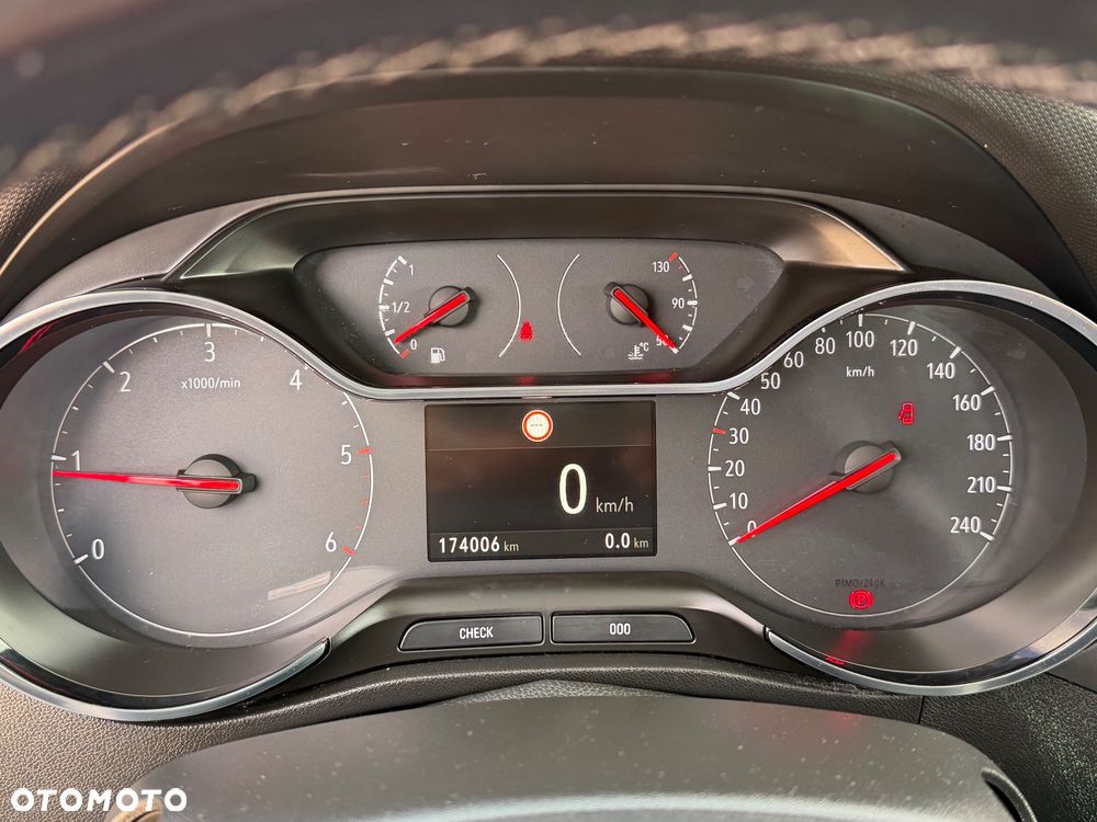 Opel Crossland X - 21