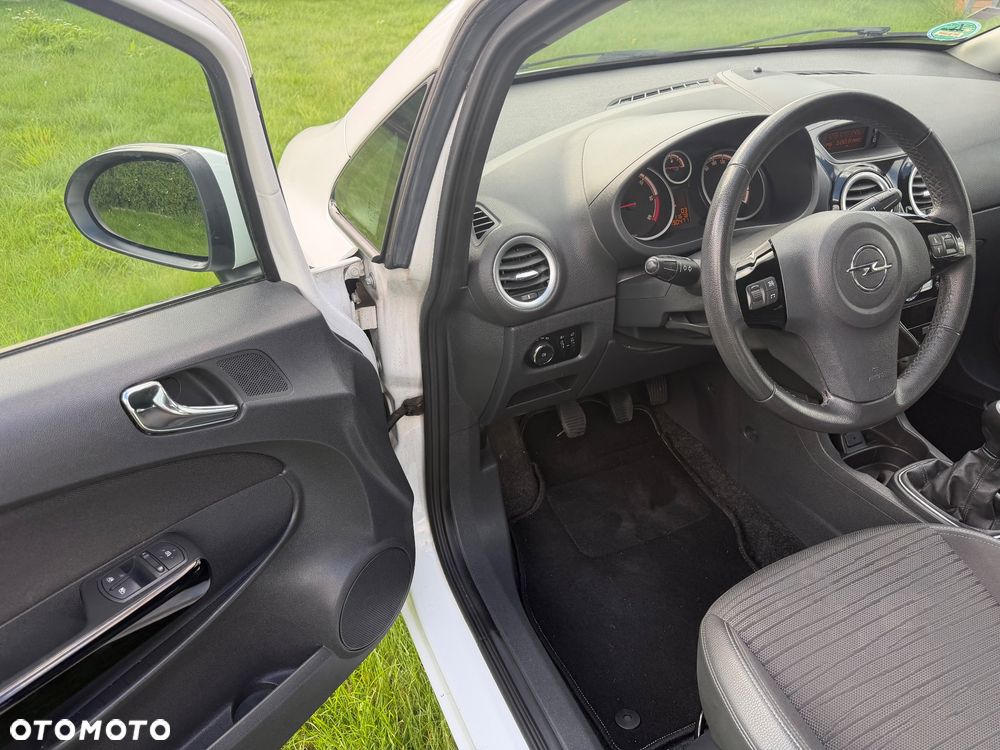 Opel Corsa - 8
