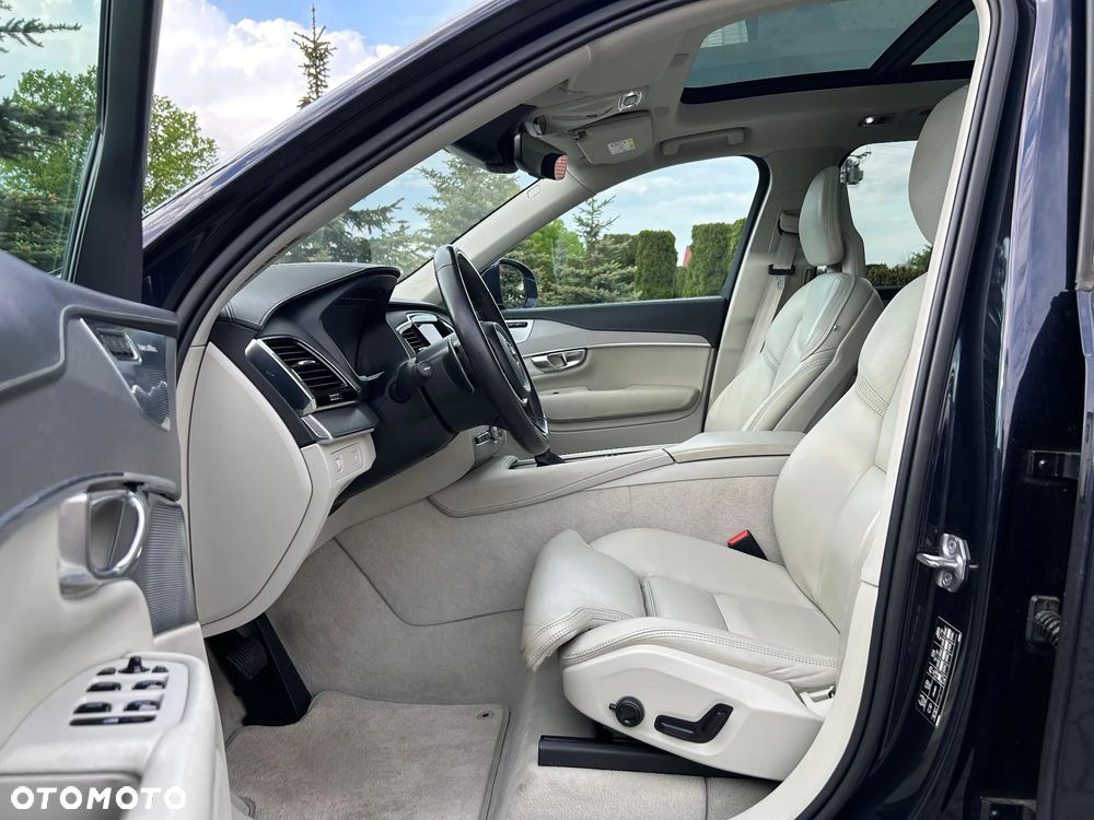Volvo XC 90 D5 SCR AWD Inscription 7os - 14