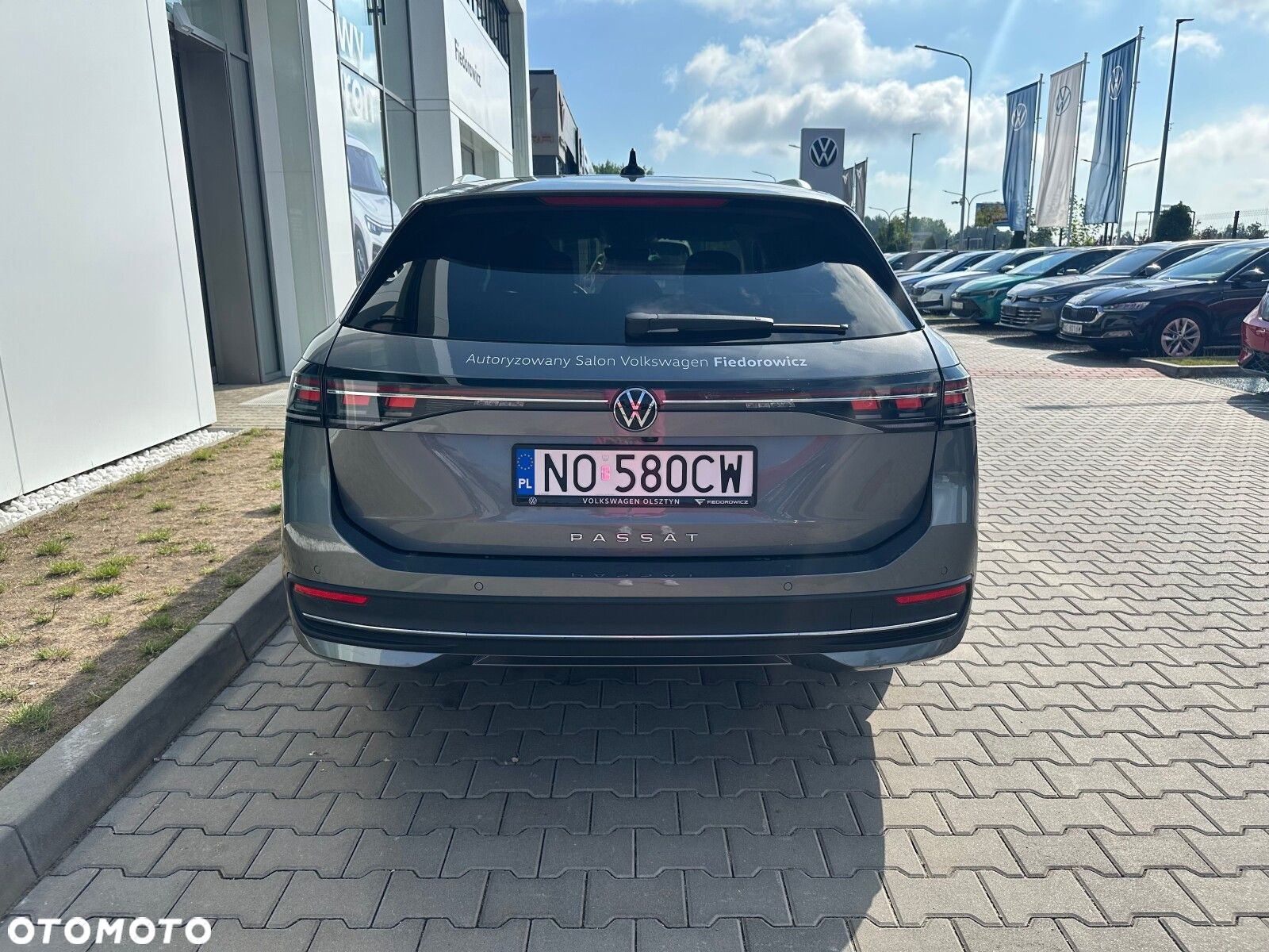 Volkswagen Passat 2.0 TSI Business Plus DSG - 5