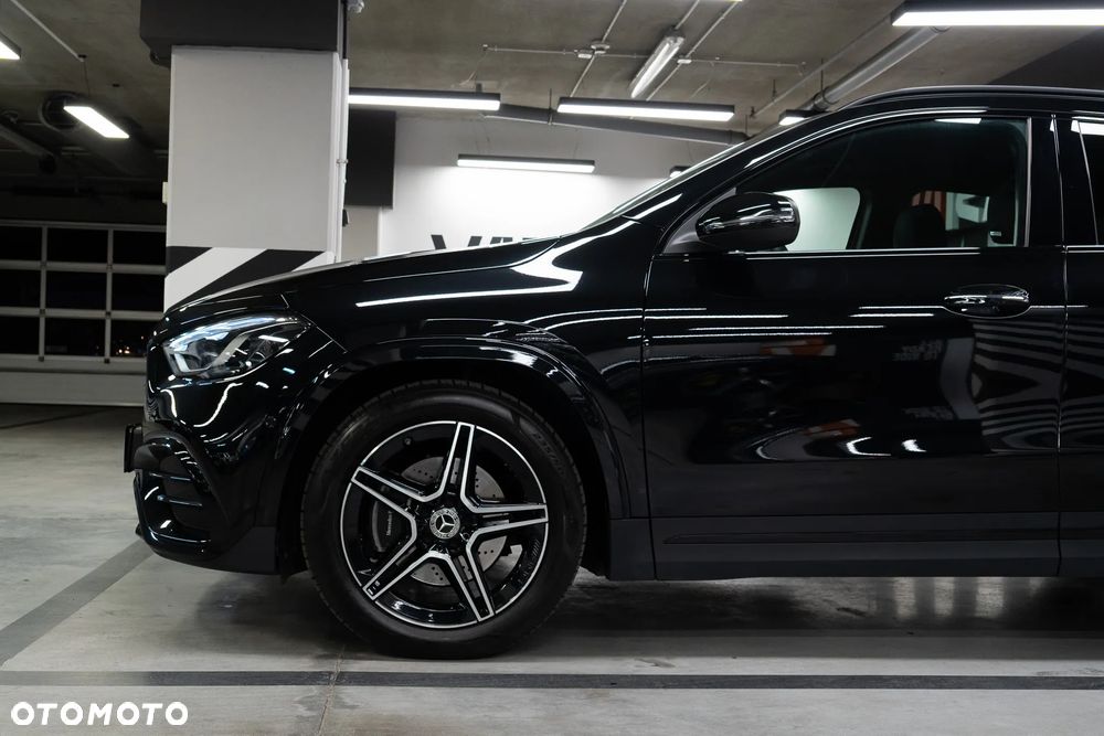 Mercedes-Benz CLA 220 AMG Line 7G-DCT - 3