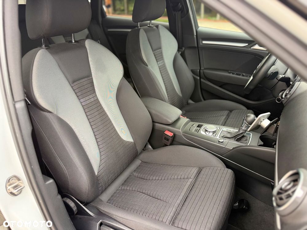 Audi A3 Sportback 2.0 TDI Sport S tronic - 18