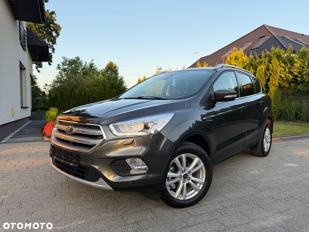 Ford Kuga 2.0 TDCi 2x4 Titanium - 1