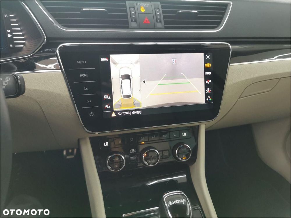 Skoda Superb 2.0 TSI L&K DSG - 14